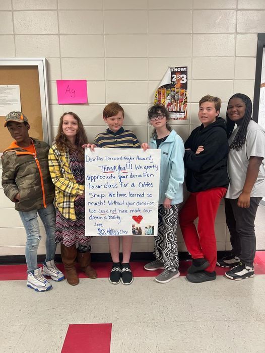 ICMS Students Write Thank You Note to Dr. Drew and  Dr. Kaylar